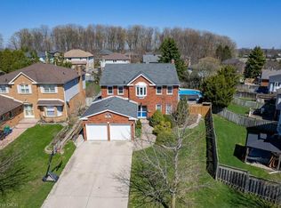 44 Lorilee Cres, Kitchener, ON N2N 2J3