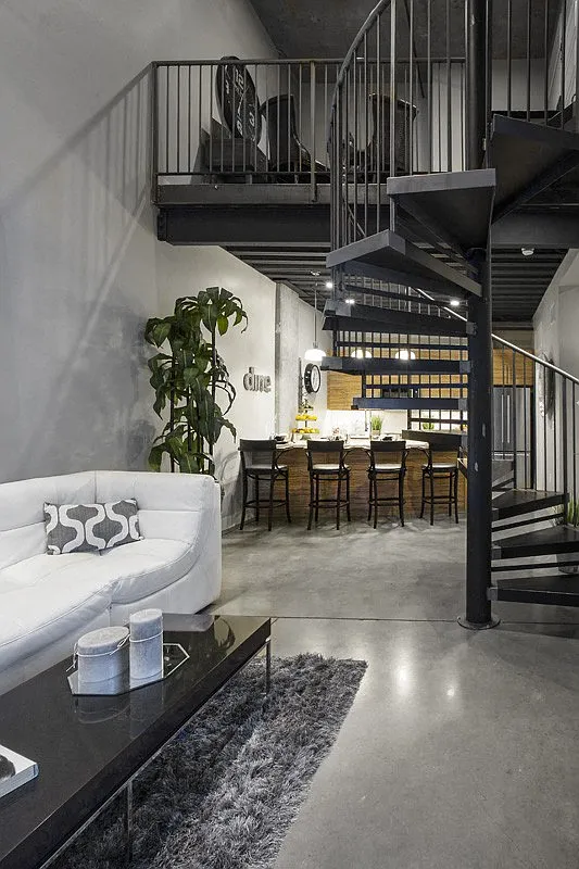 Hardware Apartments — Photo 1