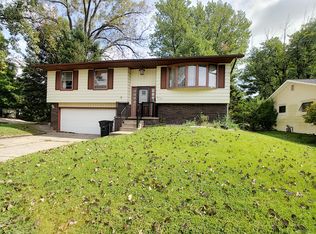 2601 34th St, Rock Island, IL