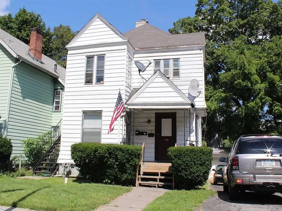 14 Hooker Ave #1