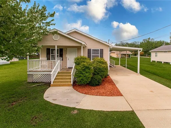 18143 Davie Dr, Ponchatoula, LA 70454