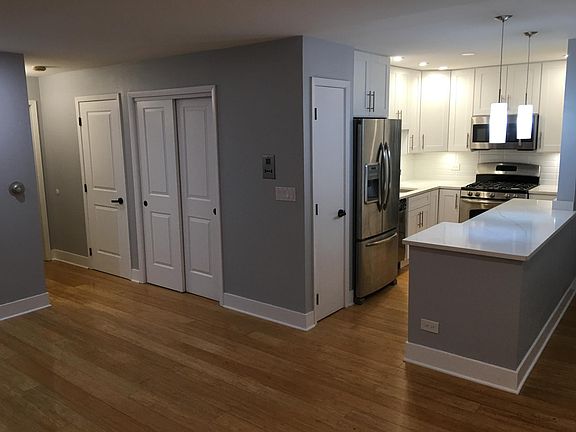 3rd image of 1650 Mill St