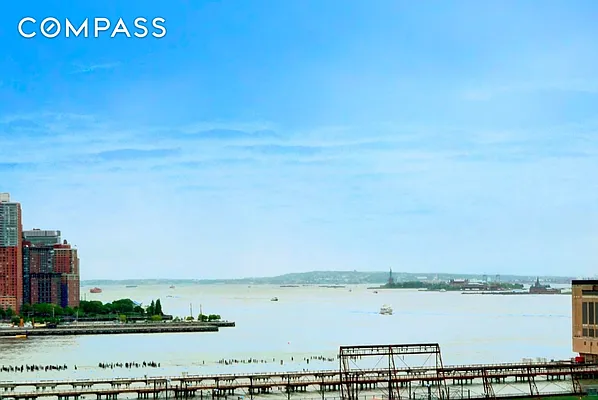 Rented by Compass | media 24