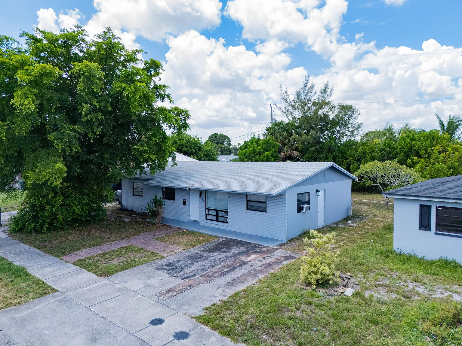 4 bed, 1272 sqft, $2,800 — Photo 1