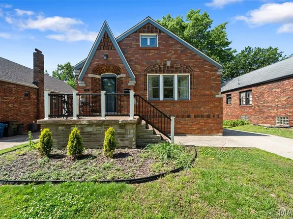 8510 Antler Dr, Saint Louis, MO 63117