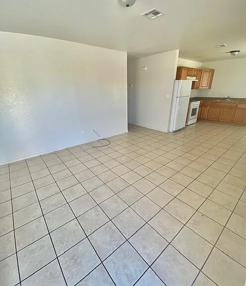 2635 Idalia Ave #A — Photo 3
