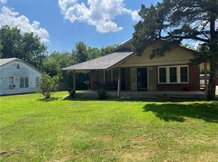 522 N Oxford St, Maud, OK 74854