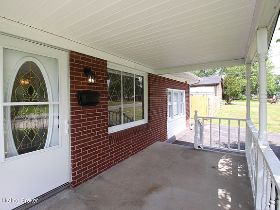 4th image of 10706 Milwaukee Way