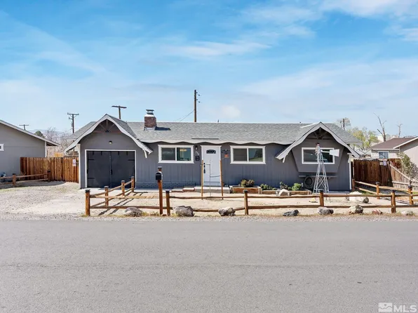 170 E Cedar St, Fernley, NV 89408