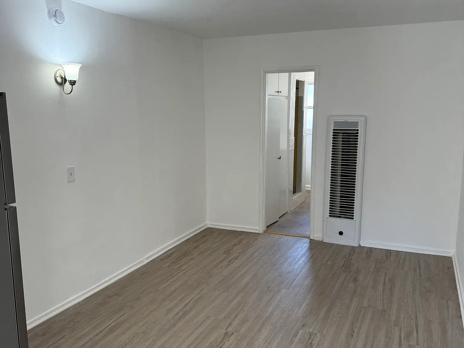 1426 Pearl St — Photo 3