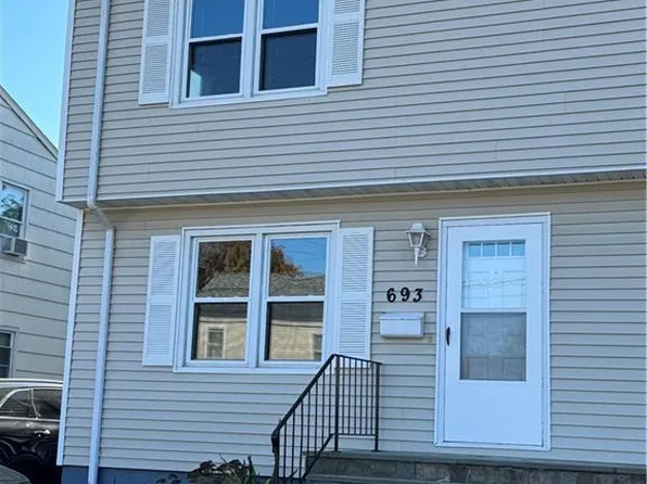 693 Jewett Avenue, Bridgeport, CT 06606