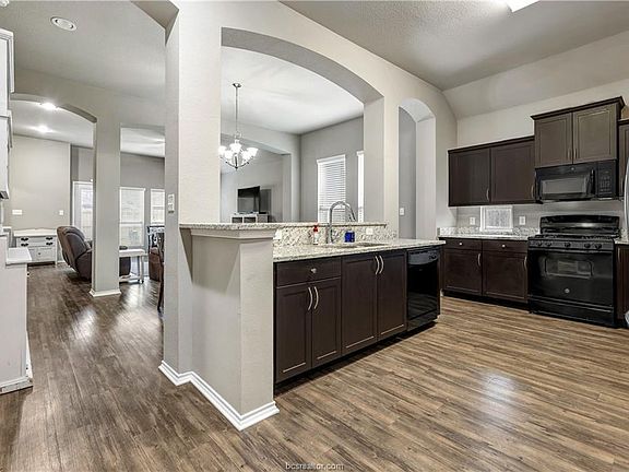 2nd image of 103 Wild Flower Ct