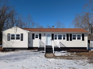 949 Stone Mill Rd, Hurt, VA 24563