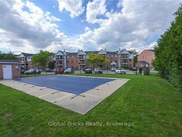 1096 N Jalna Blvd #39 — Photo 22