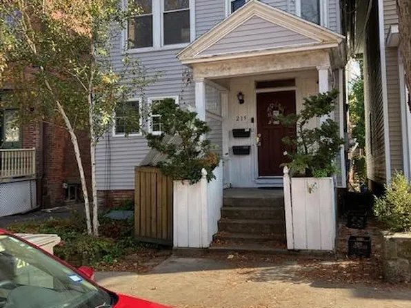 219 Dwight St, New Haven, CT