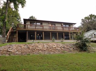 2320 Lakeshore Dr S, Goreville, IL 62939