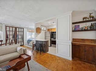 604 S Washington Sq #36-1806, Philadelphia, PA