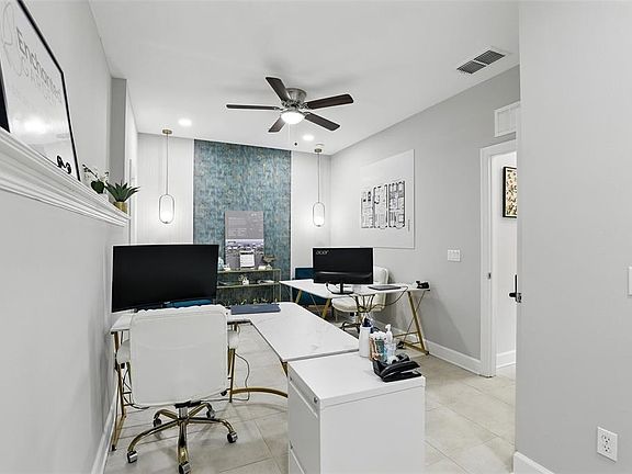 4th image of 14524 DAMAI LANE #14524