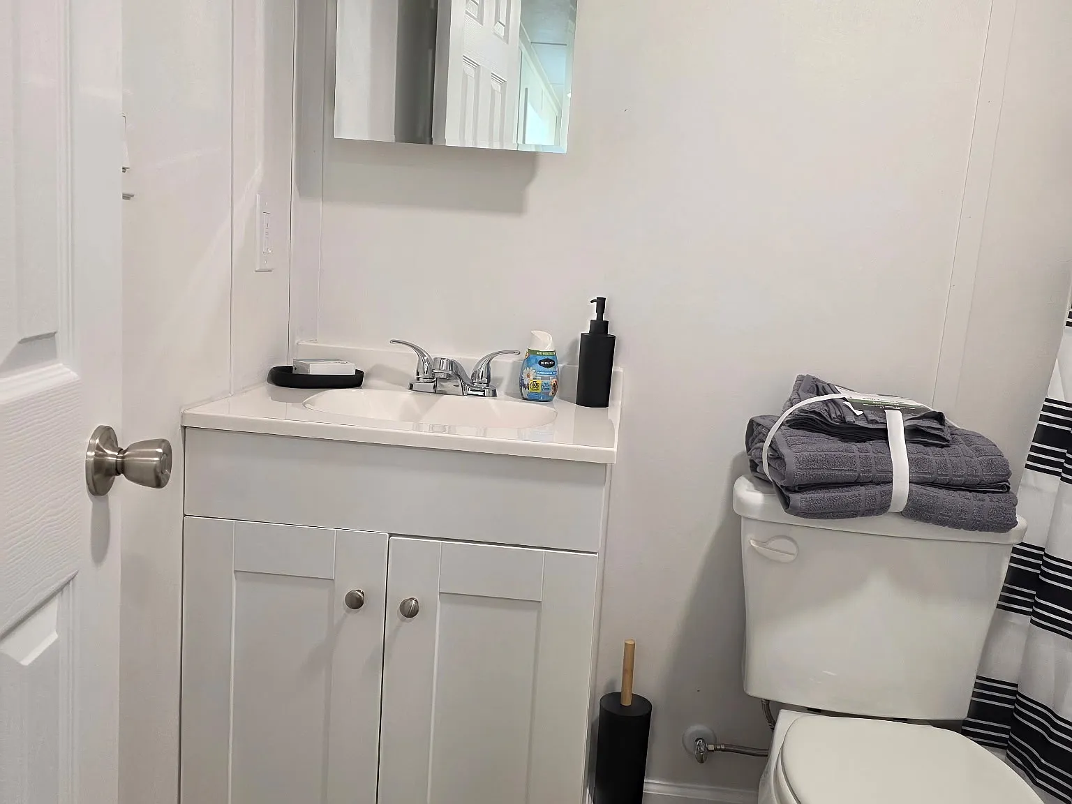 1 bed, 160 sqft, $1,050 — Photo 3