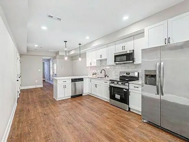 1625 Edmondson Ave — Photo 4