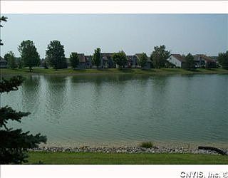 3rd image of 346 Summerhaven Dr N