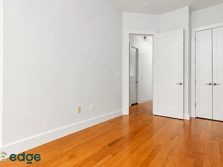 1415 Herkimer St #2 — Photo 4