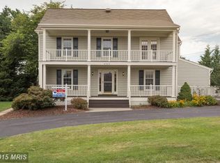 6564 Forsythia St, Springfield, VA 22150