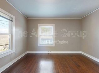 2256 NW Overton St APT 12, Portland, OR 97210