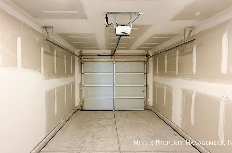 2304 Corpus Ave — Photo 20