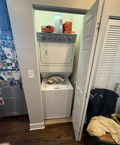919 N Damen Ave #2R — Photo 4