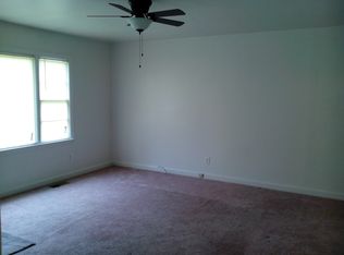 4817 Cottonwood Dr, Fayetteville, NC 28304