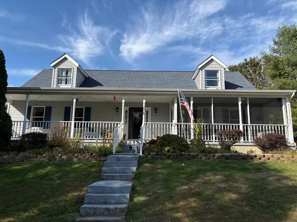 2885 White Gravel McDaniel Rd, Minford, OH 45653