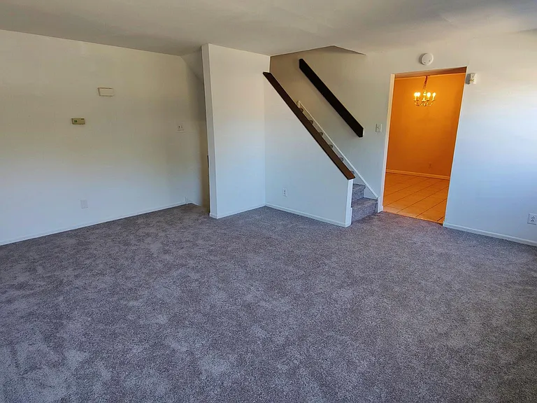 6 Buttonwood Rd #A — Photo 5