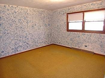 3rd image of 2042 N Jackson St