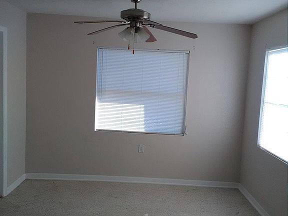 3rd image of 1817 Jefferson Dr