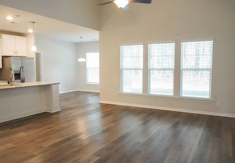 142 Brookline Dr — Photo 13