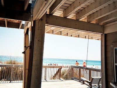 Beach 20x20 Deck & Swing 