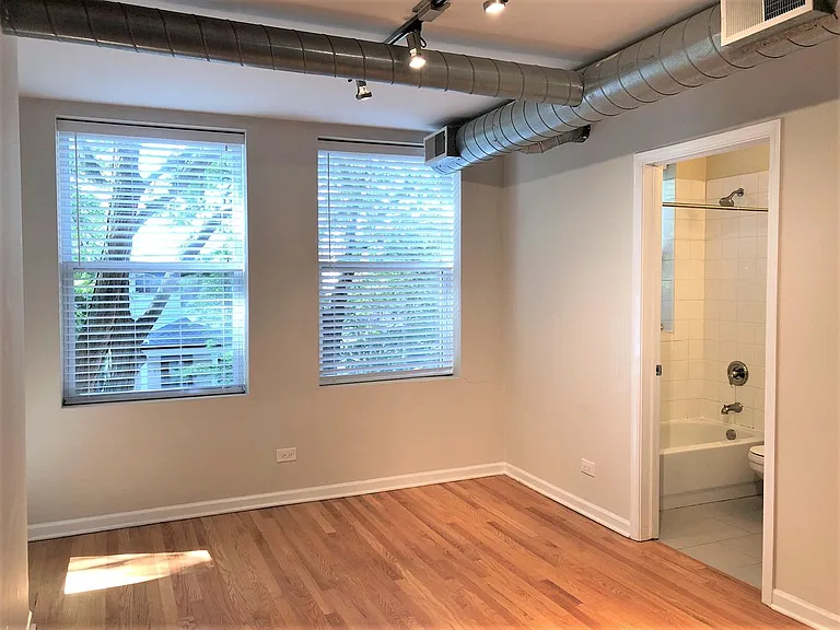 2520 W. Leland — Photo 26