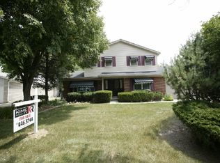 16944 Levan Rd, Livonia, MI 48154