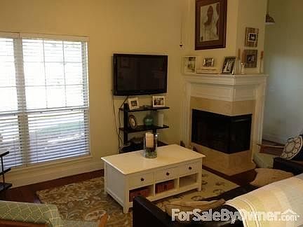 Kitchen
						:
						Travertine countertops and stainless steel appliances