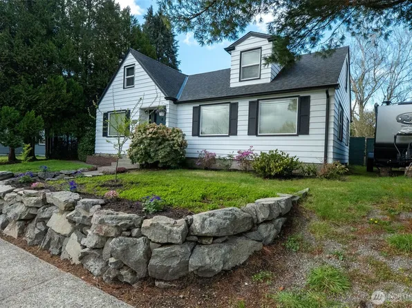 6630 S Warner Street, Tacoma, WA 98409