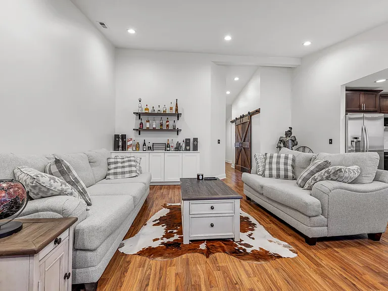 534 Oak Ridge Trails Ct — Photo 13