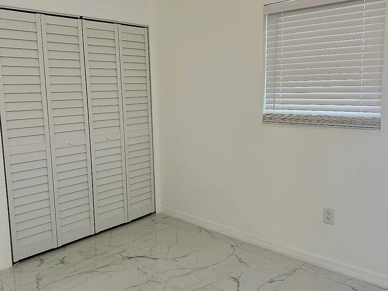 20701 NW 34th Ct — Photo 20