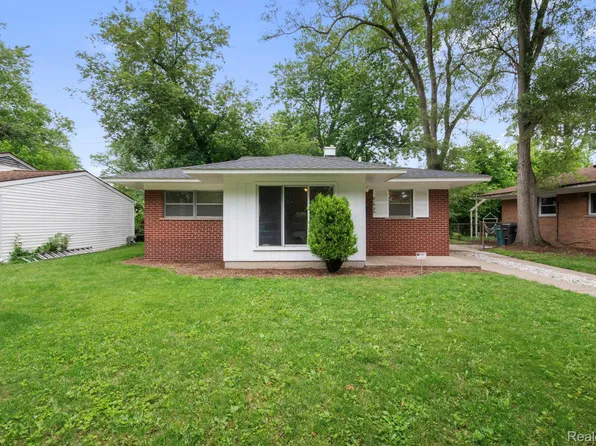 21920 Morton Ave, Oak Park, MI 48237