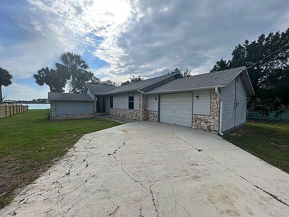 4th image of 2920 Sunset Dr