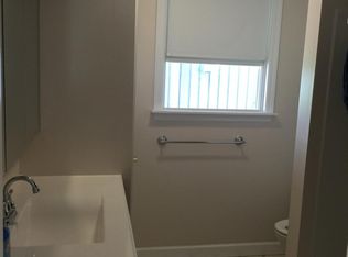 10 Golden Hill St APT 1, Bethel, CT 06801
