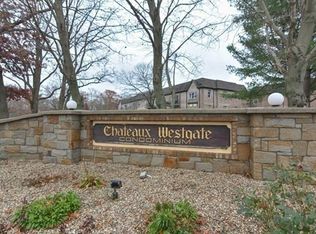 112 Oak Ln APT 8, Brockton, MA 02301