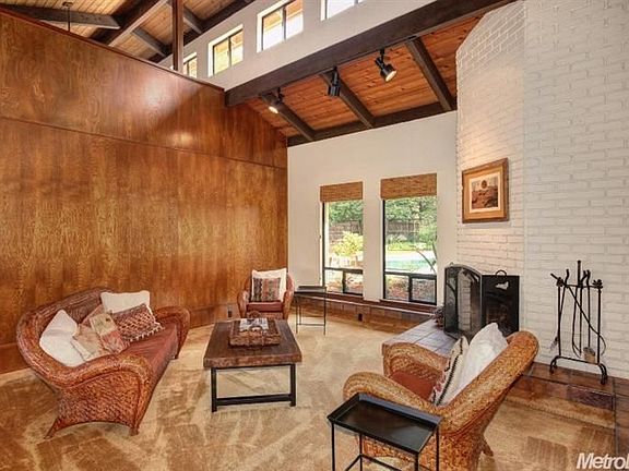 5th image of 1326 Marina Cir