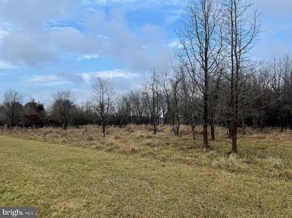 Hill Rd, Seaford, DE 19973