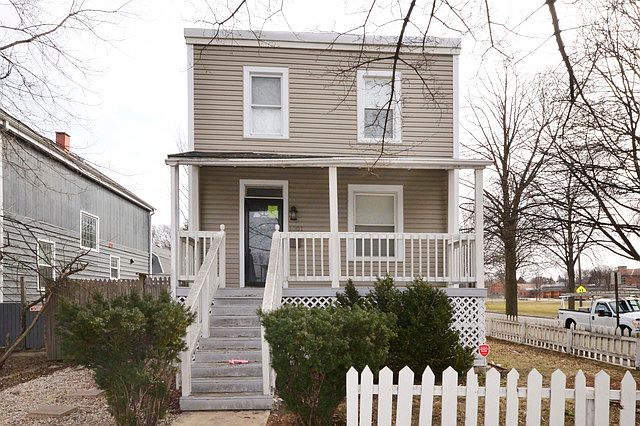 1st image of 1001 Dewey Ave